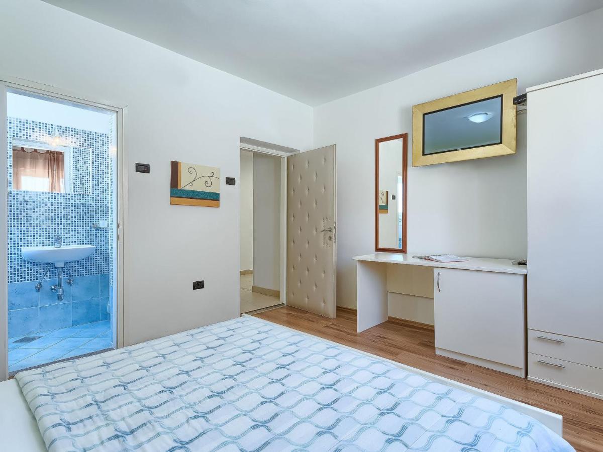 Apartment Nika-12 By Interhome Umag Exterior photo